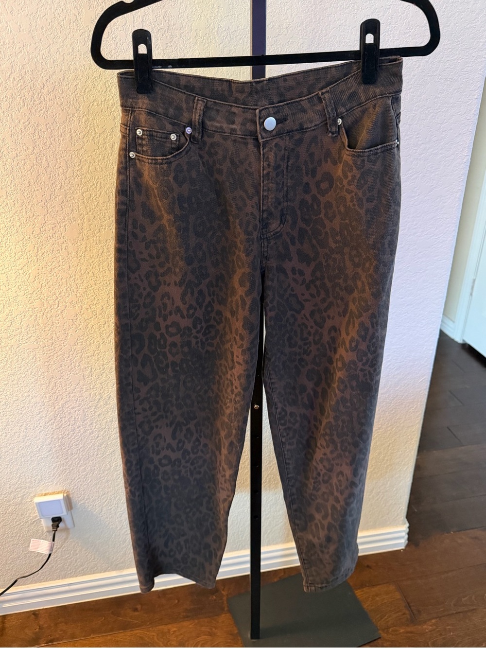 Women’s Leopard Print Mid-Rise Jeans - Brown